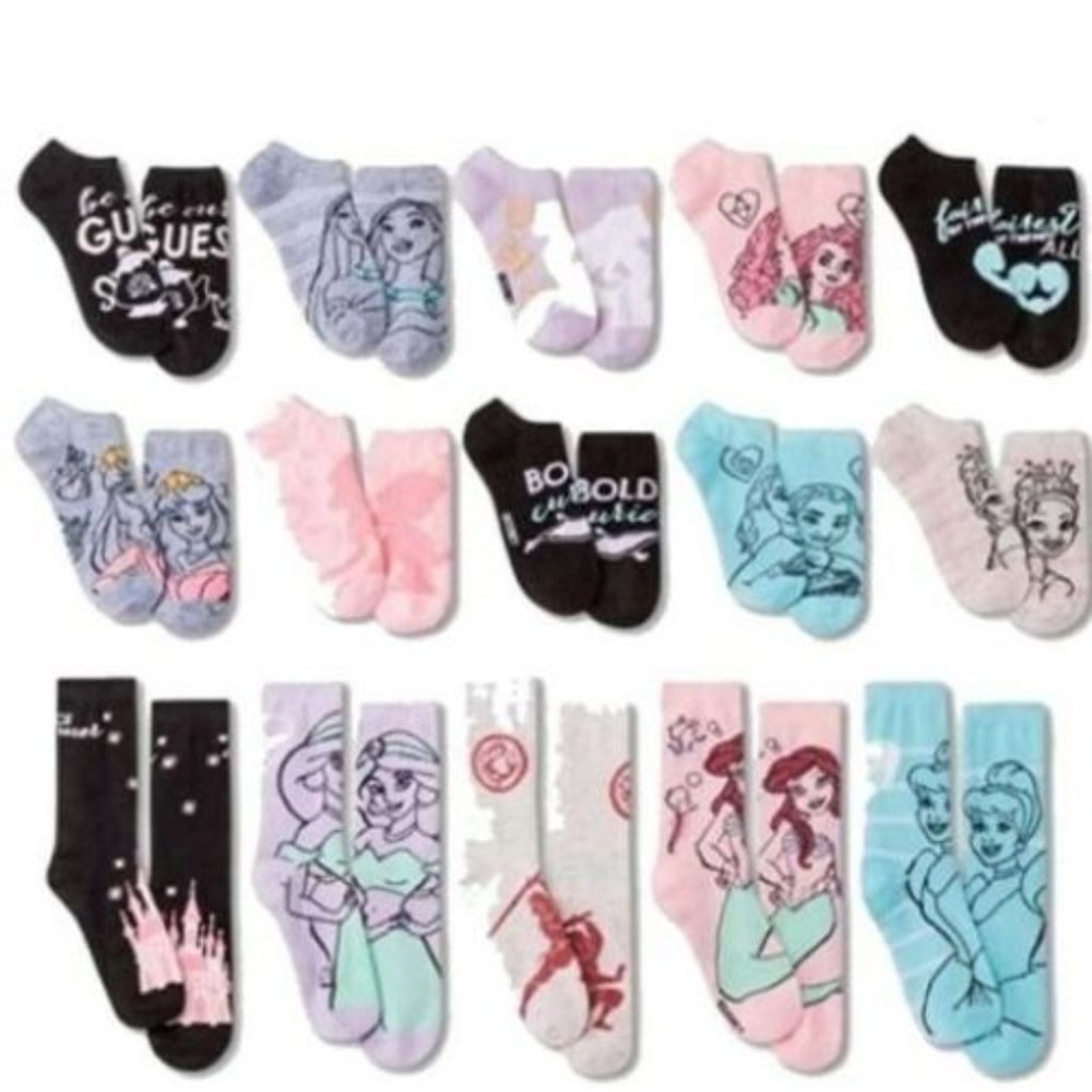 Women's Disney Princess Castle 15 Days Of Socks Advent Calendar 4-10